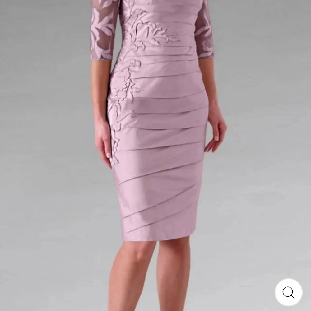 Elegant Pink Lace Formal Dress